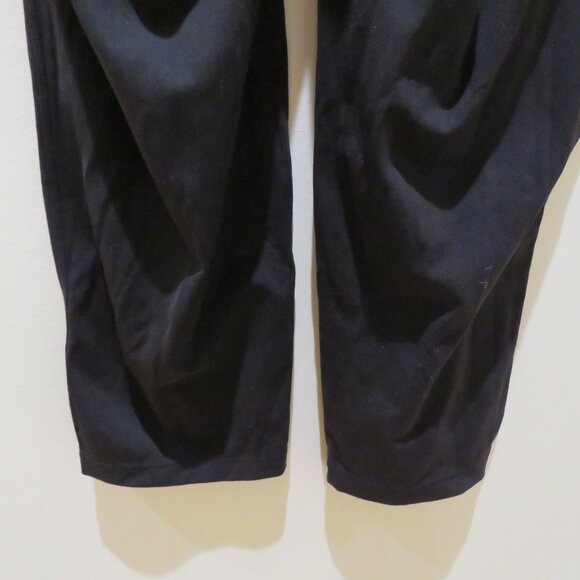 LULULEMON Keep Moving Pant in Black Athleisure Travel Office Casual - Size US 0 - Picture 8 of 11